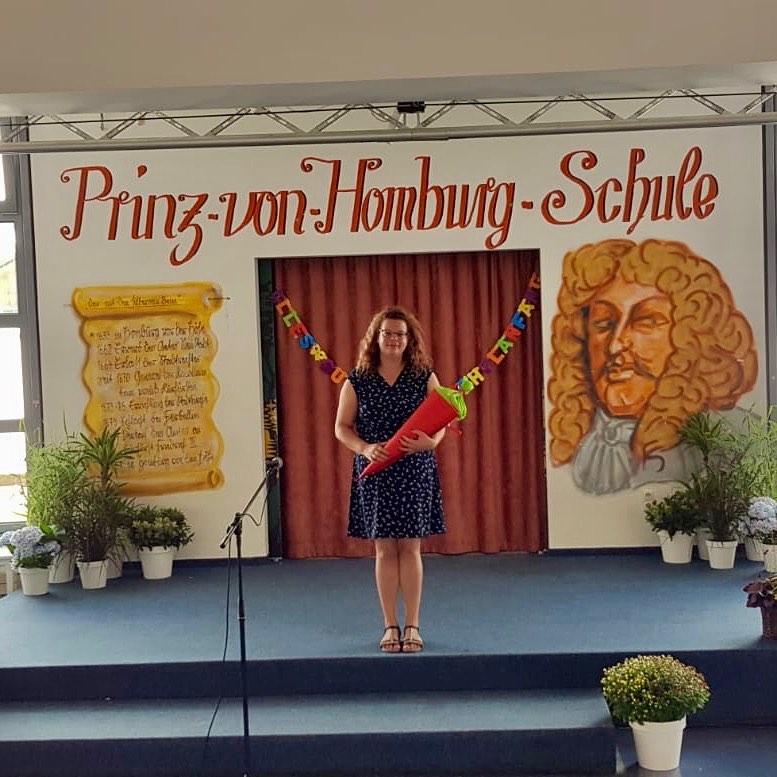 Herzlich willkommen an der Prinz-von-Homburg-Schule!
Heute wurden zwei neue erste Klassen eingeschult. Trotz der Wärme w