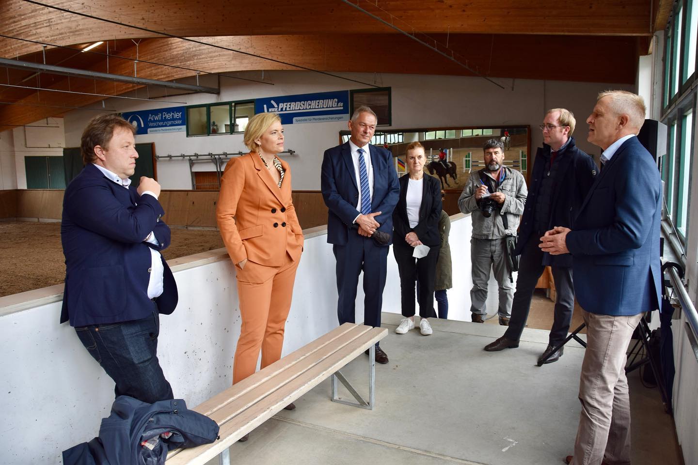 Die Bundesministerin für Landwirtschaft, @juliakloeckner, war bei ihrem gestrigen Besuch der @neustaedter_gestuete beson